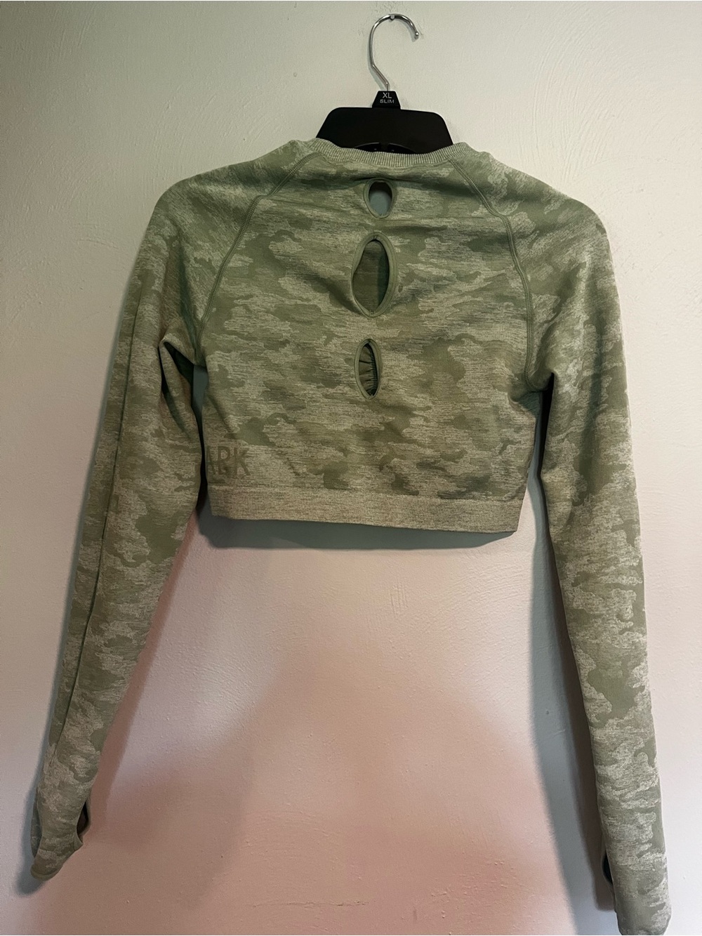 Gymshark Sage Green Camouflage Cropped Long Sleeve Top - Picture 2 of 4